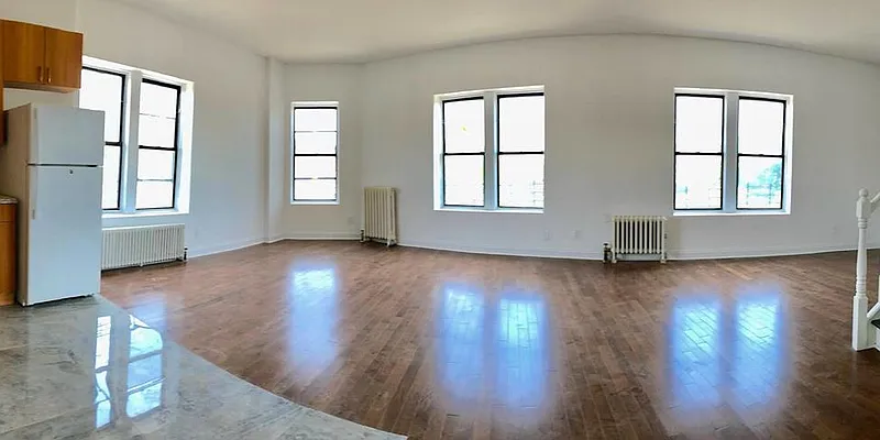 Rented by R New York | media 28