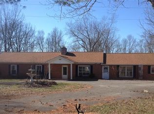 5 Grinnell Dr, Lawrenceburg, TN 38464