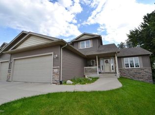 5092 Ridgeview Dr NW, Rochester, MN 55901