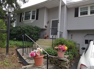 79 Whitewood Rd, Newington, CT 06111