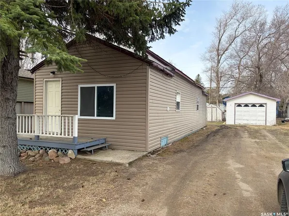 306 1st STREET W, Carnduff, SK S0C 0S0