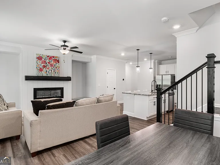 4635 Cypress Park Dr — Photo 13