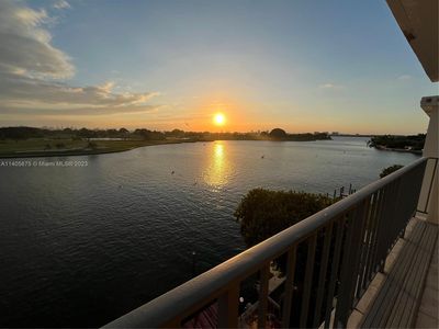 9240 W Bay Harbor Dr APT 6C, Bay Harbor Islands, FL, 33154