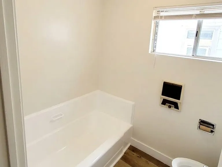 3779 Lockland Dr — Photo 12