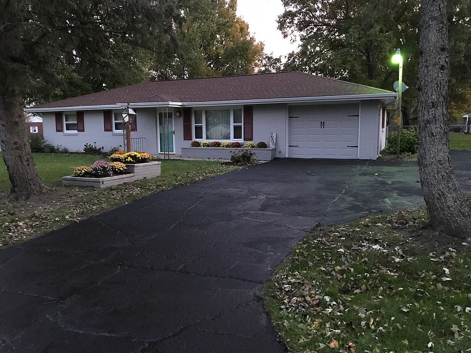 1st image of 7900 N Royerton Park Dr