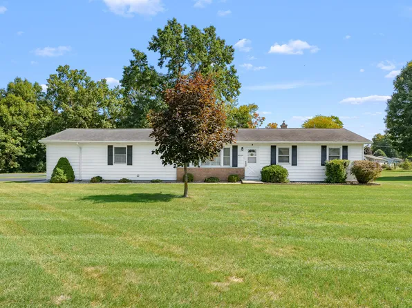 47177 Klett Rd, Paw Paw, MI 49079