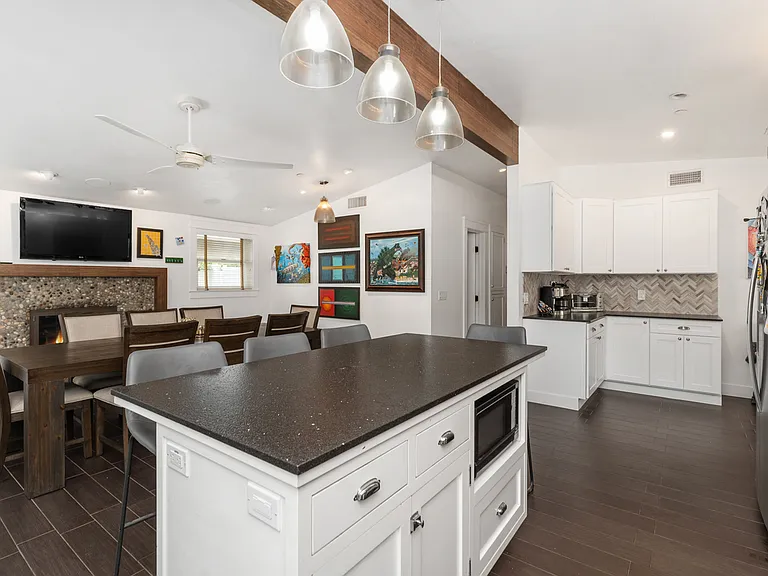 142 W Avenida Cadiz — Photo 10