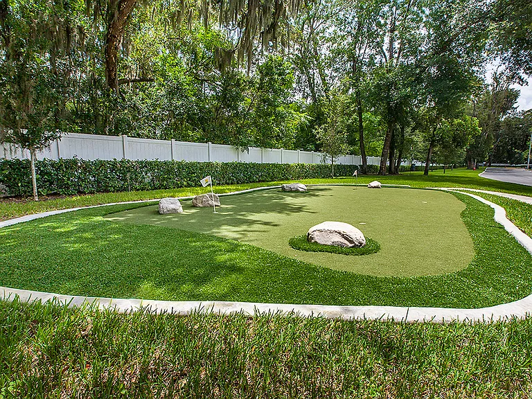 Putting green