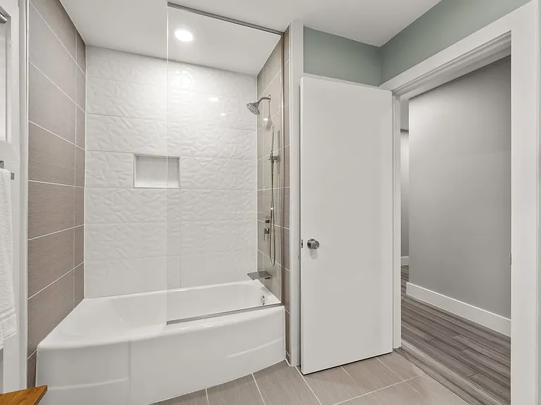 6506 Walnut Hill Ln — Photo 23