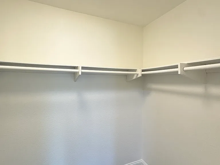 2807 Via Magia — Photo 30