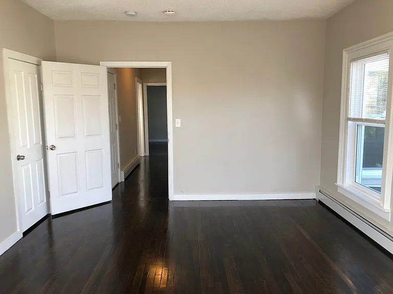 11 Noble Avenue — Photo 7