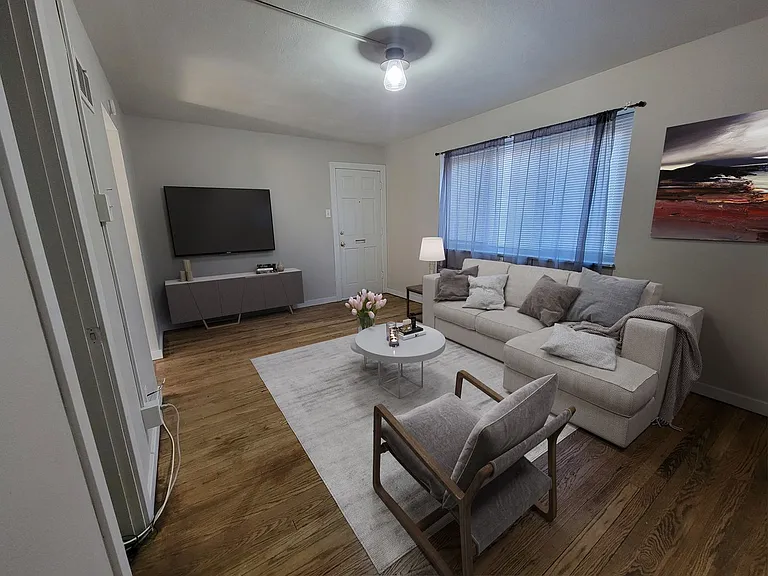 Home Heights Apartments — Photo 32