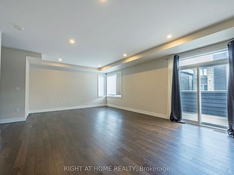 1960 Dalmagarry Rd #34 — Photo 8