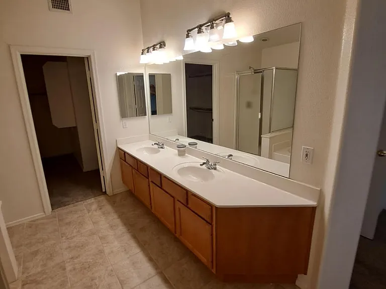 320 W Cardinal Way — Photo 22