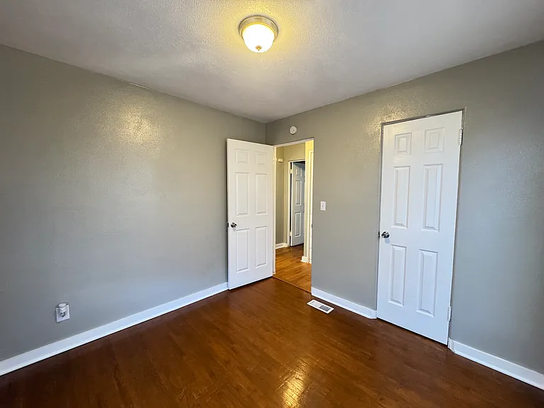 2030 NW 25th St #1 — Photo 19