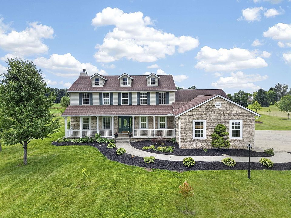1st image of 421 Warrenpoint Ln