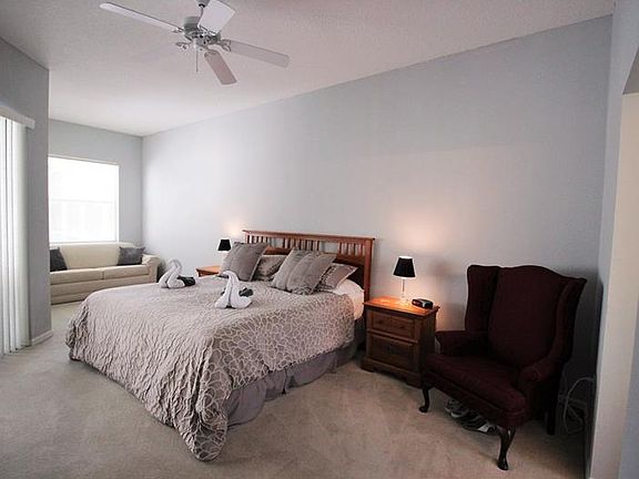 3rd image of 215 Baypoint Dr