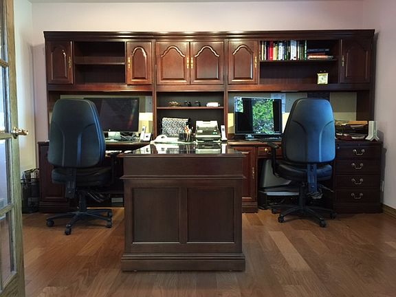 3rd image of 4049 Don Cir