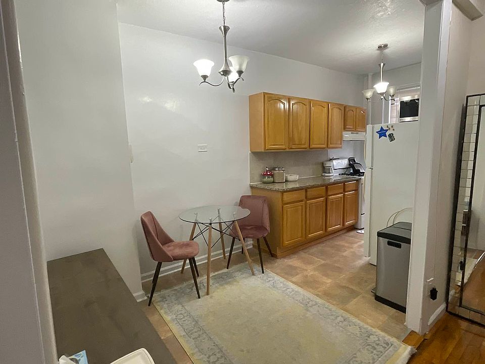 1st image of 24-45 28th St #31