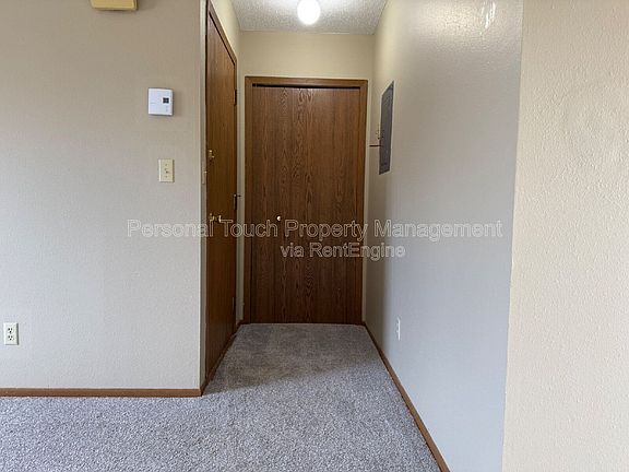 2nd image of 1003 19th St SW Unit 2