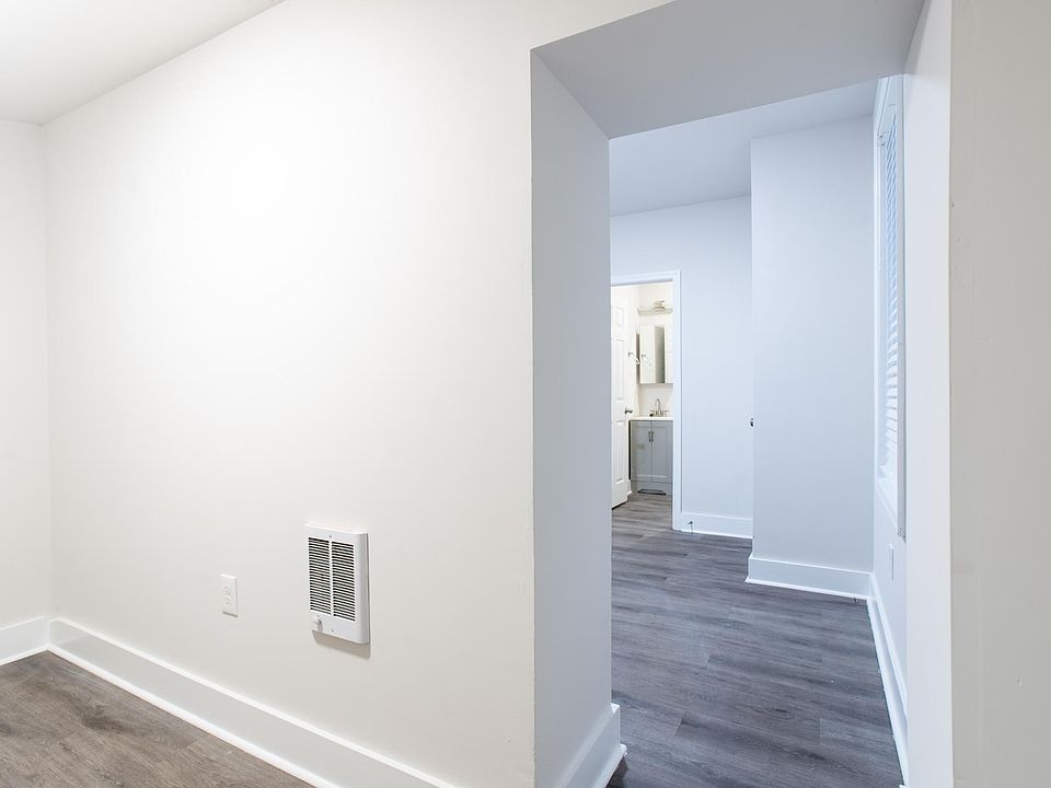 1st image of 1223 W Hazzard St #3