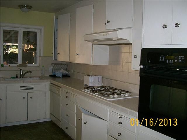 2nd image of 31 Nepenthe Dr