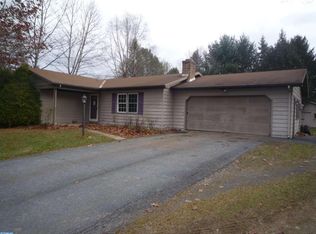 217 Mayberry Dr, Lititz, PA 17543