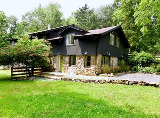 47 Waterbury Rd, Warwick, NY 10990