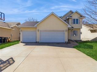 2613 SW 35th St, Ankeny, IA 50023
