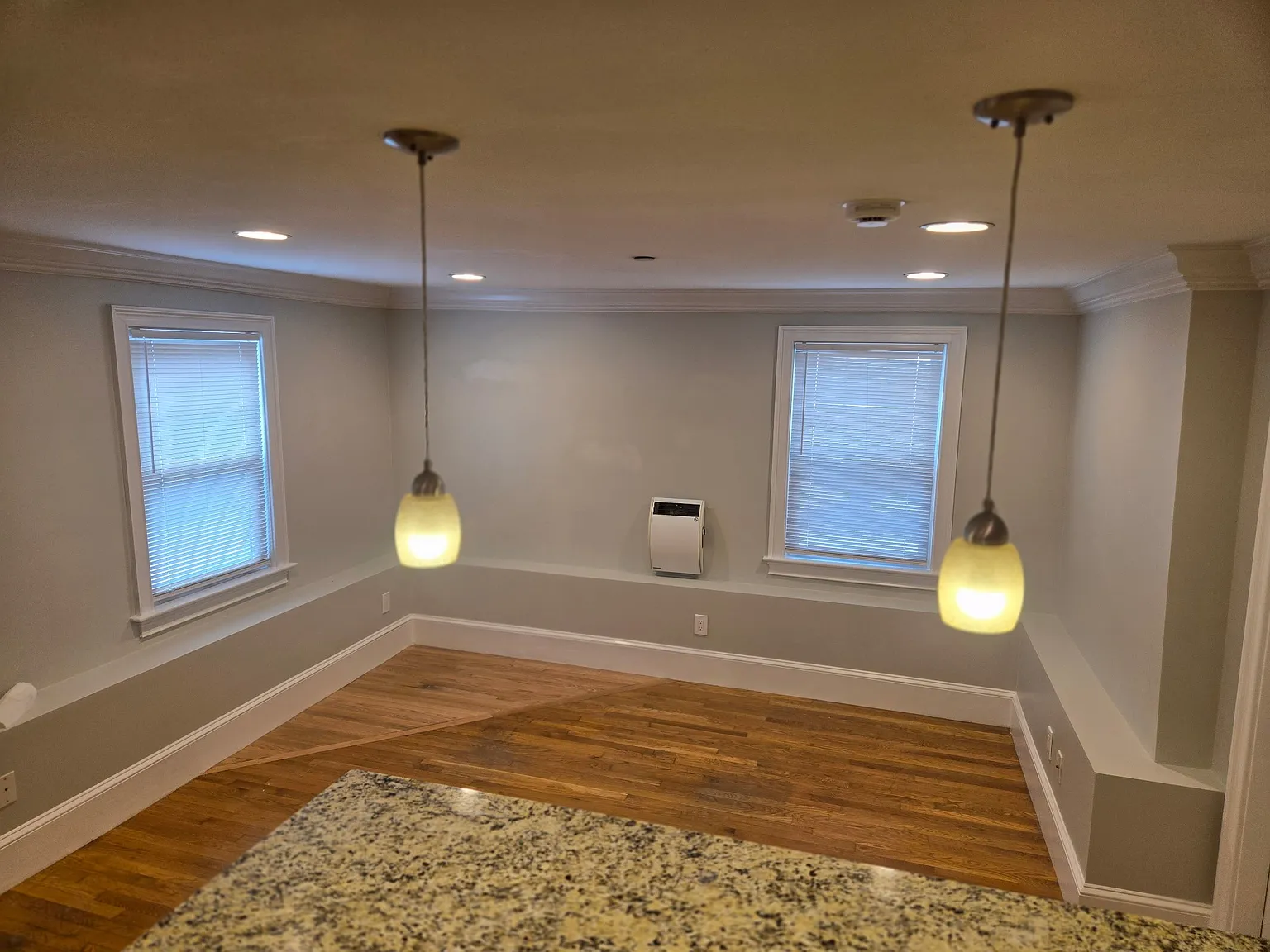 1 bed, 9999 sqft, $1,950 — Photo 4