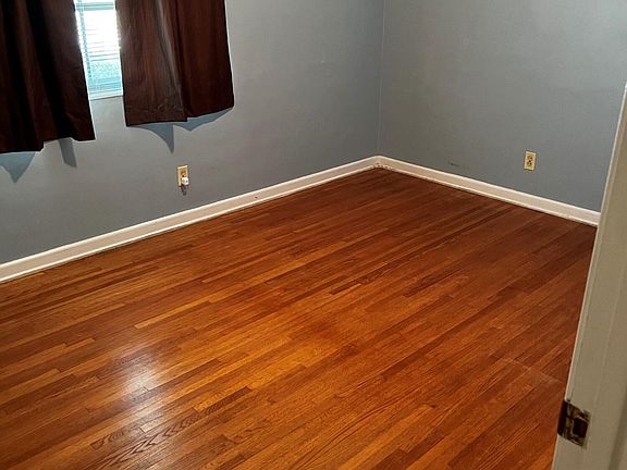 4th image of 1505 Sharonhill Dr