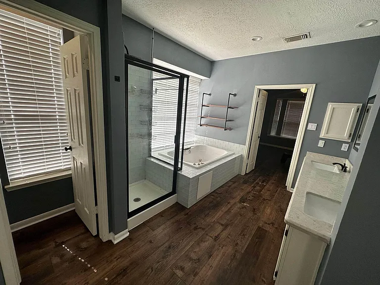 4907 Greenriver Valley Dr — Photo 11