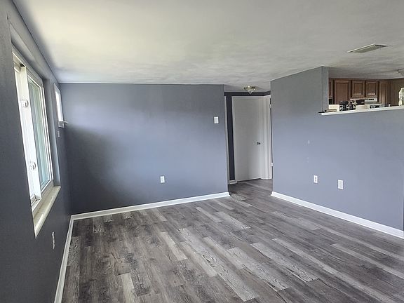 2nd image of 53 S Tyler St
