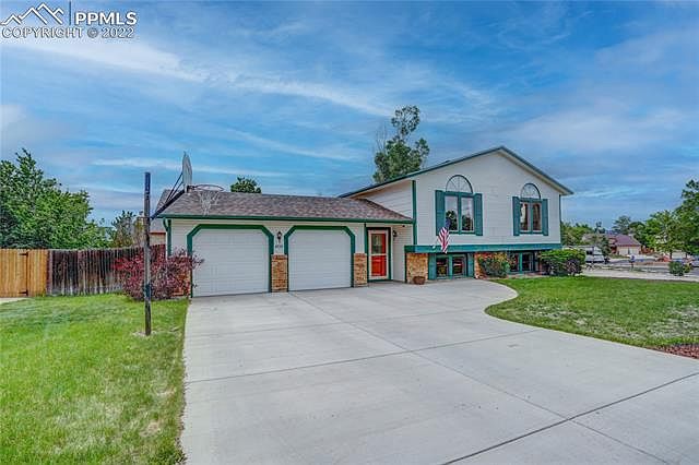 1st image of 8520 Westminster Dr