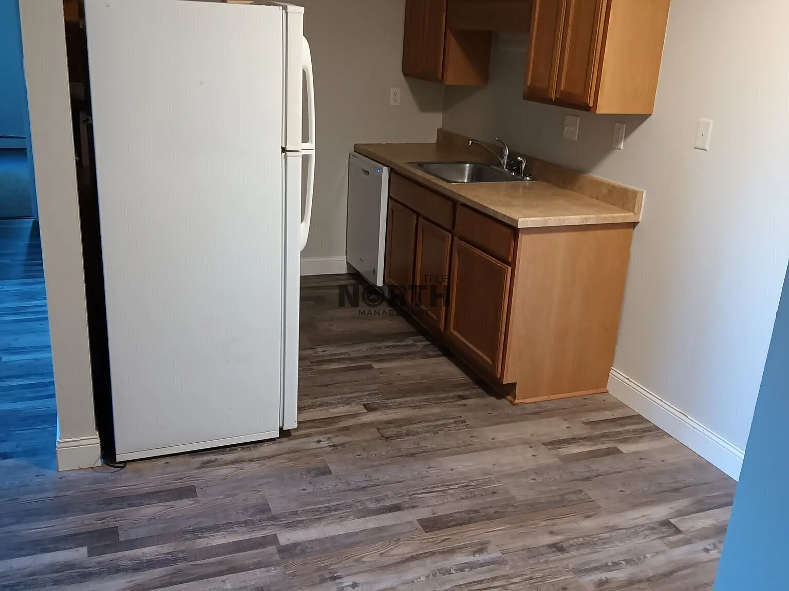 2 bed, 750 sqft, $1,050 — Photo 2