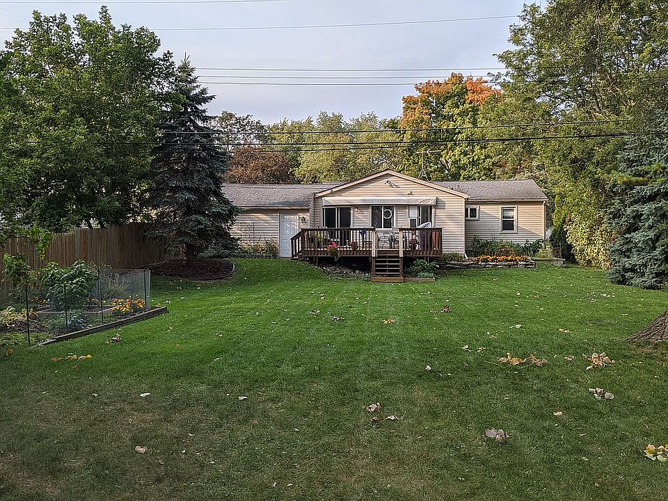 2nd image of 34895 Bridgeman St