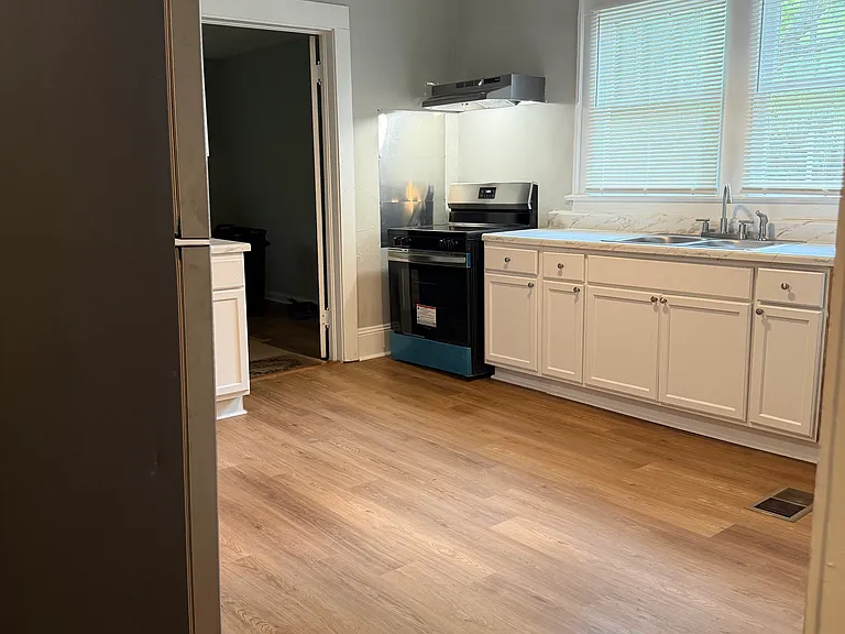 861 Oakhill Ave SW — Photo 14