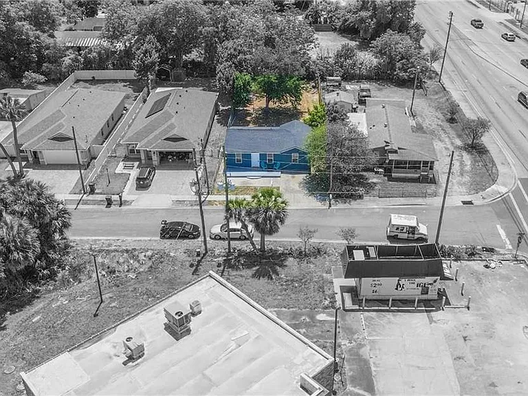 Carolyn Ave — Photo 29