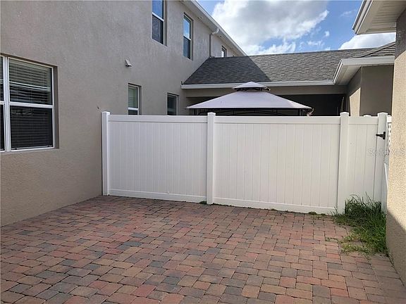 4th image of 7654 Fairgrove Ave