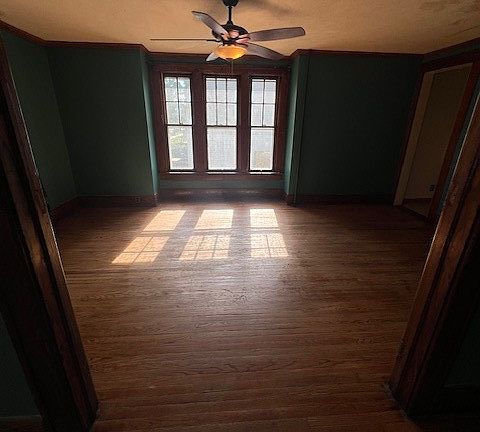 3rd image of 75 High St