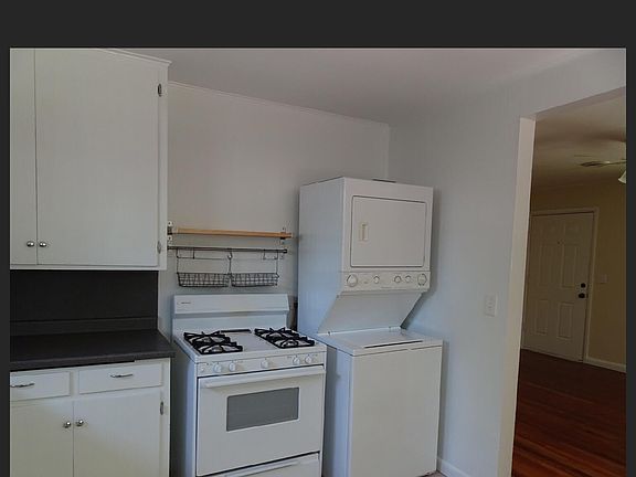 4th image of 122 1/2 S Duncan Ave