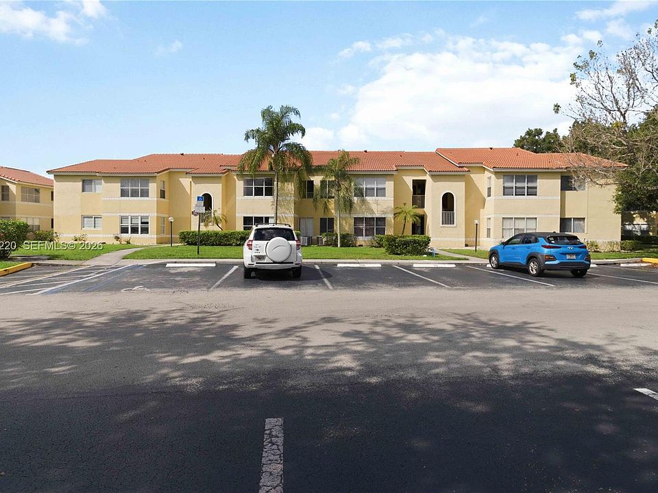 1st image of 12760 Vista Isles Dr APT 724