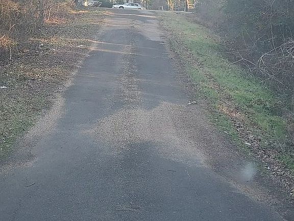 4th image of 143 Rolling Hills Dr