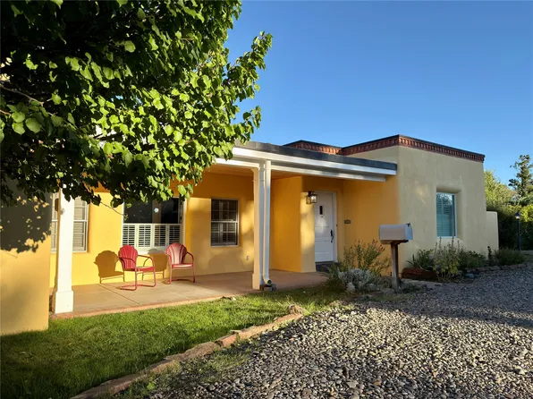 1238 Madrid Rd, Santa Fe, NM 87505