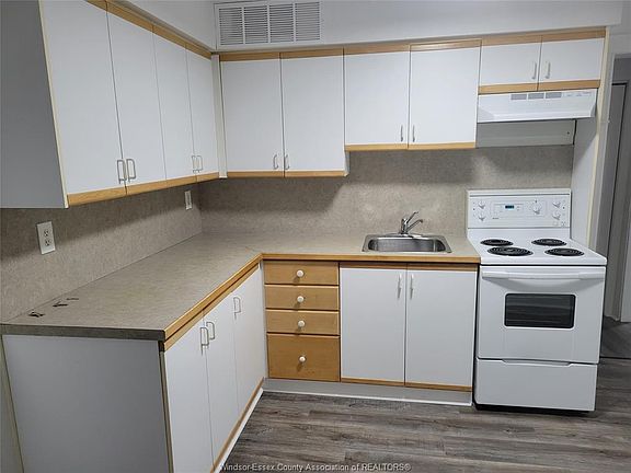 5th image of 660 Church St #1