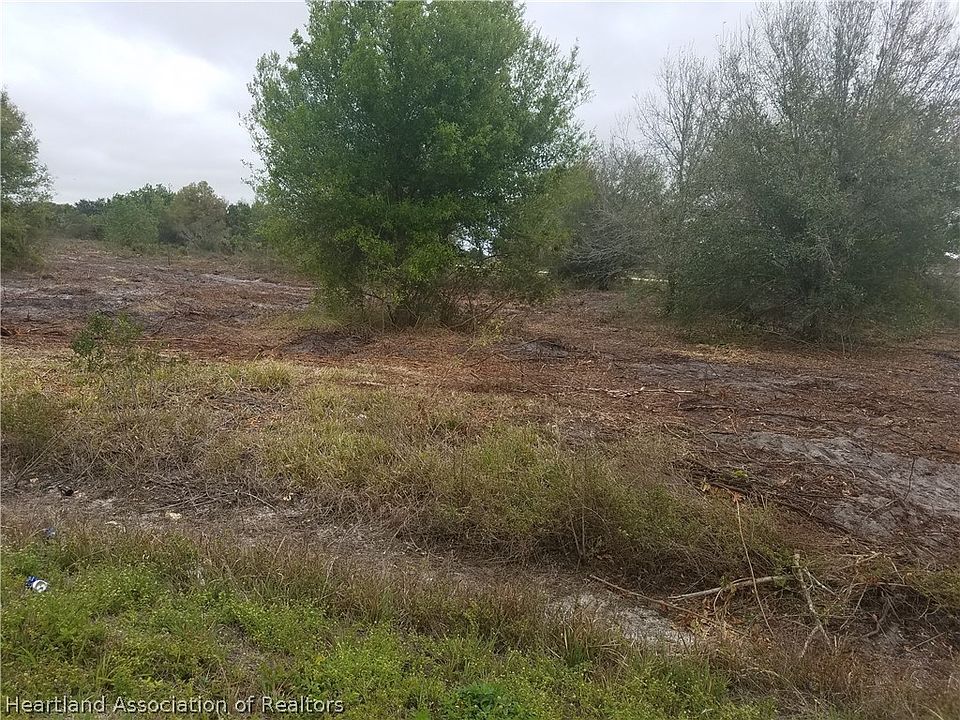 2nd image of 205 Bluff Hammock Rd
