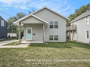 1706 Michigan St NE, Grand Rapids, MI 49503