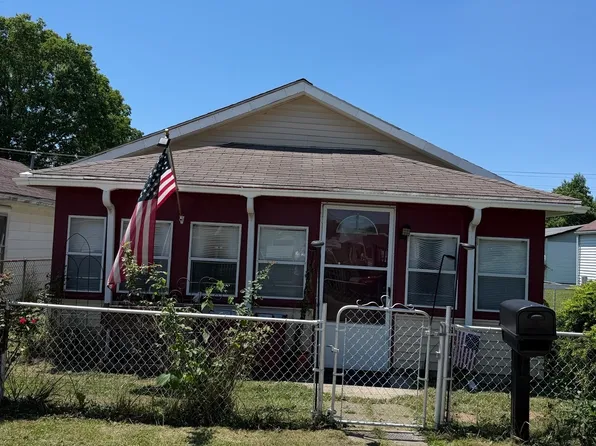 3005 S Pershing Dr, Muncie, IN 47302