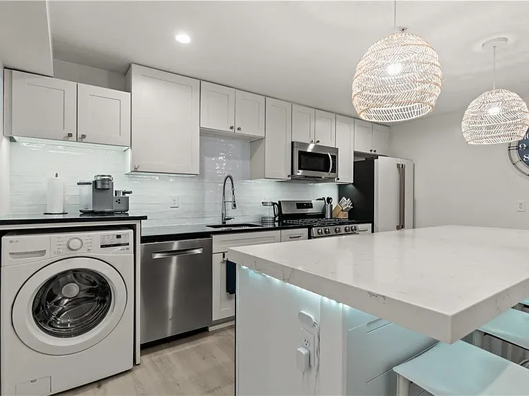 426 Spring St #B101 — Photo 15