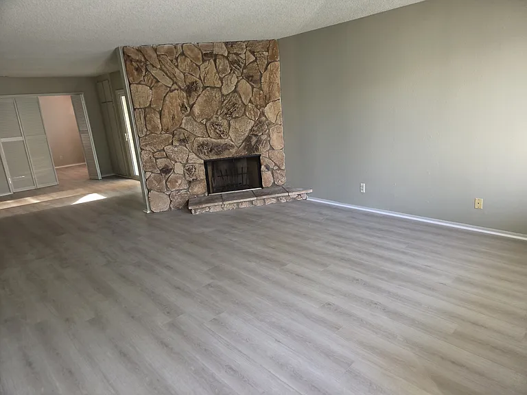 4630 San Jose St — Photo 2